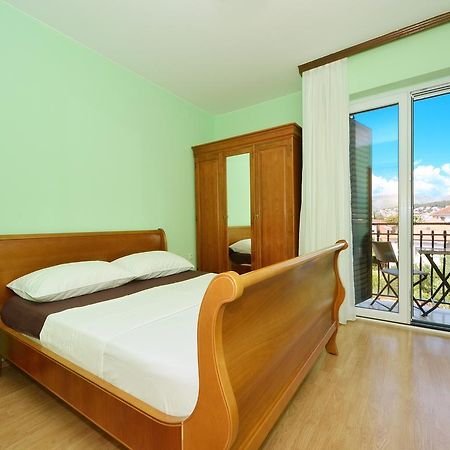 Apartment Vukadin Trogir Zewnętrze zdjęcie