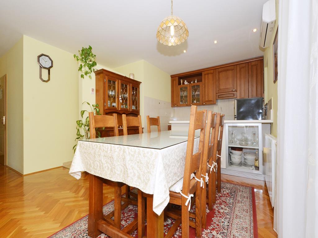 Apartment Vukadin Trogir Zewnętrze zdjęcie